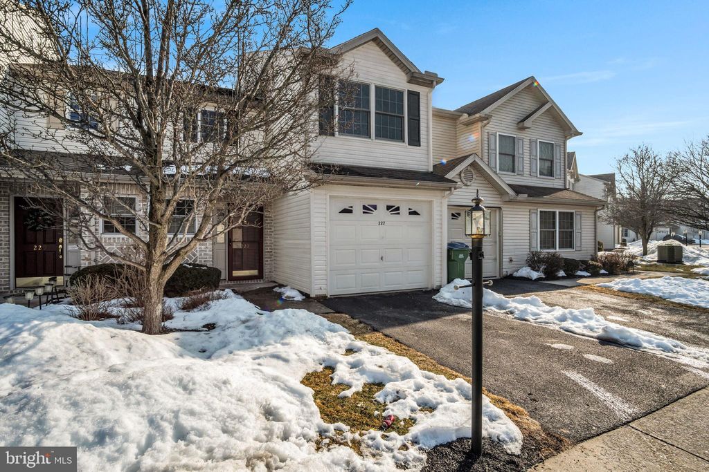 Photo of 227 Silver Leaf Ridge, HARRISBURG, PA 17110 (MLS # PADA2056794)