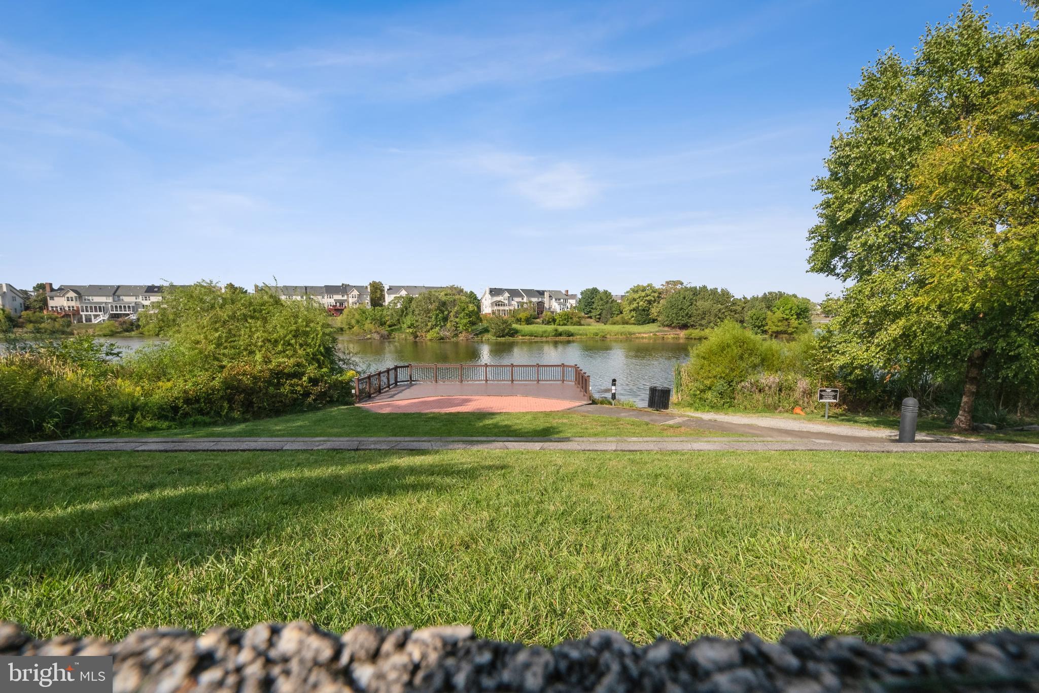 ASHBURN VILLAGE - Residential