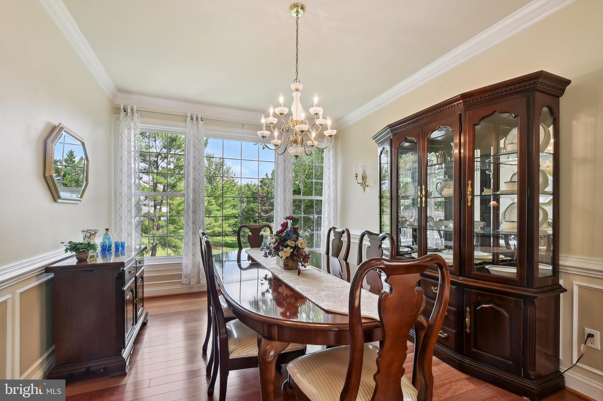 ASHBURN VILLAGE - Residential