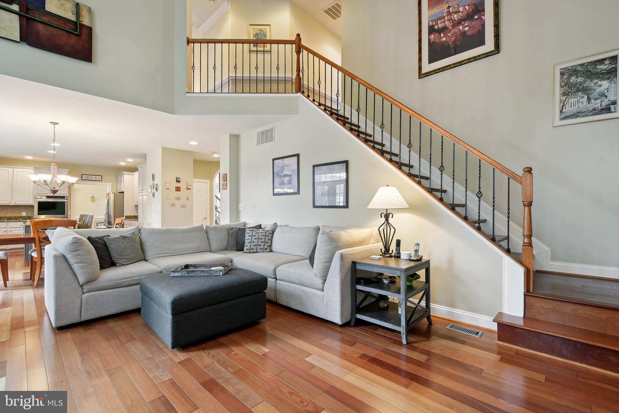 ASHBURN VILLAGE - Residential