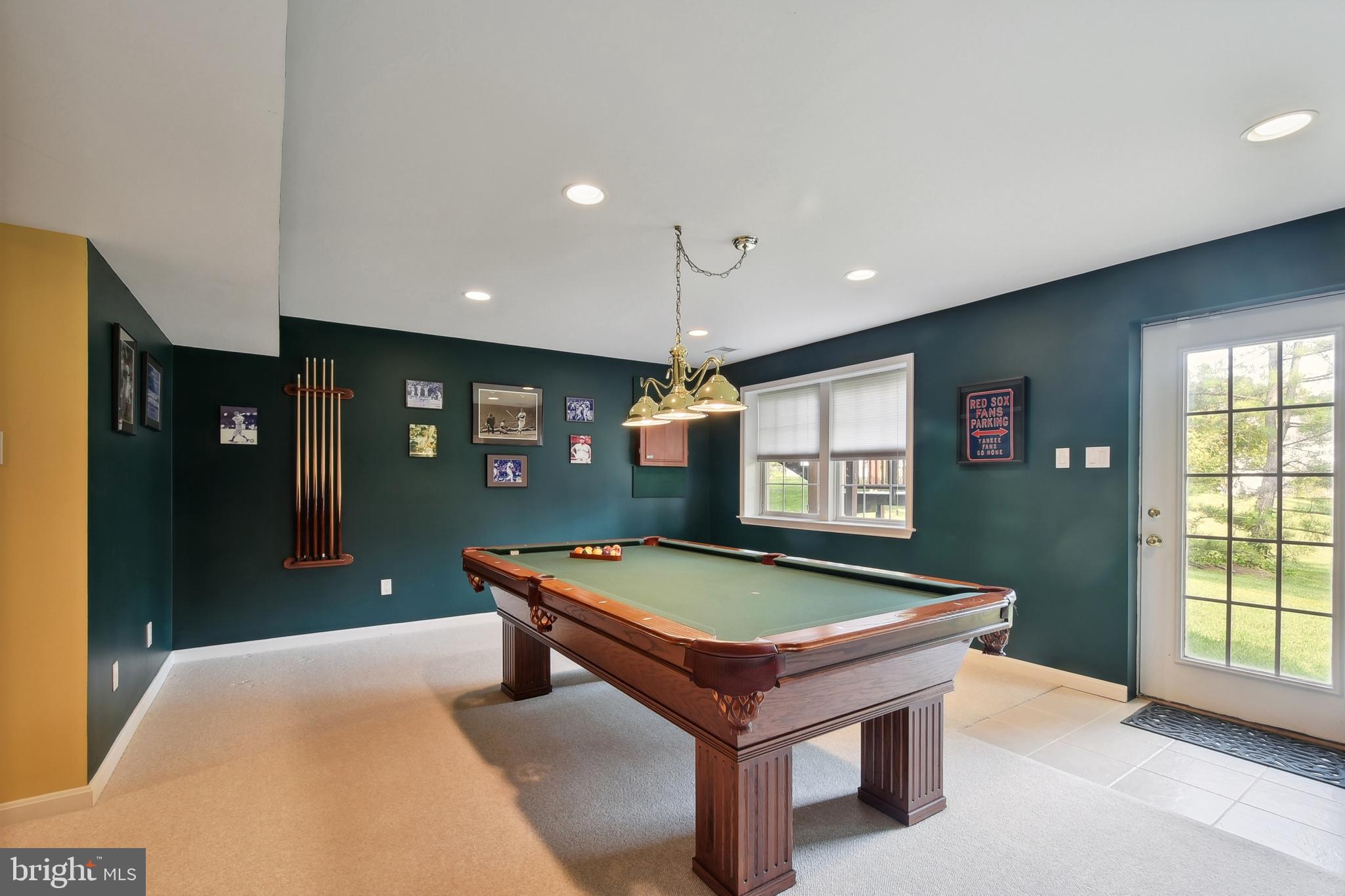 ASHBURN VILLAGE - Residential