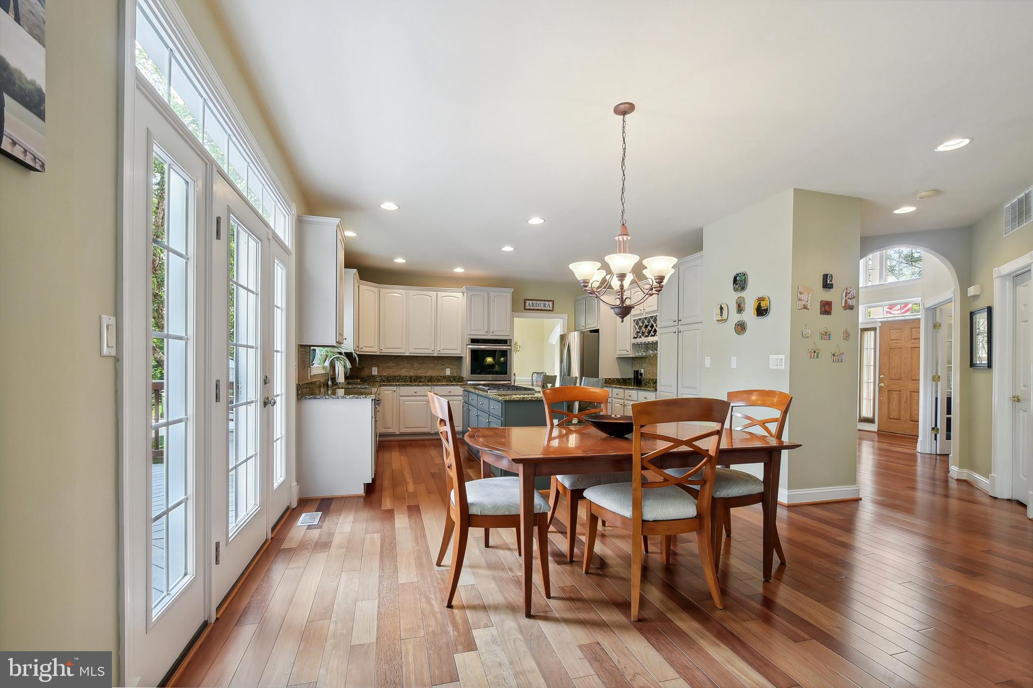 ASHBURN VILLAGE - Residential