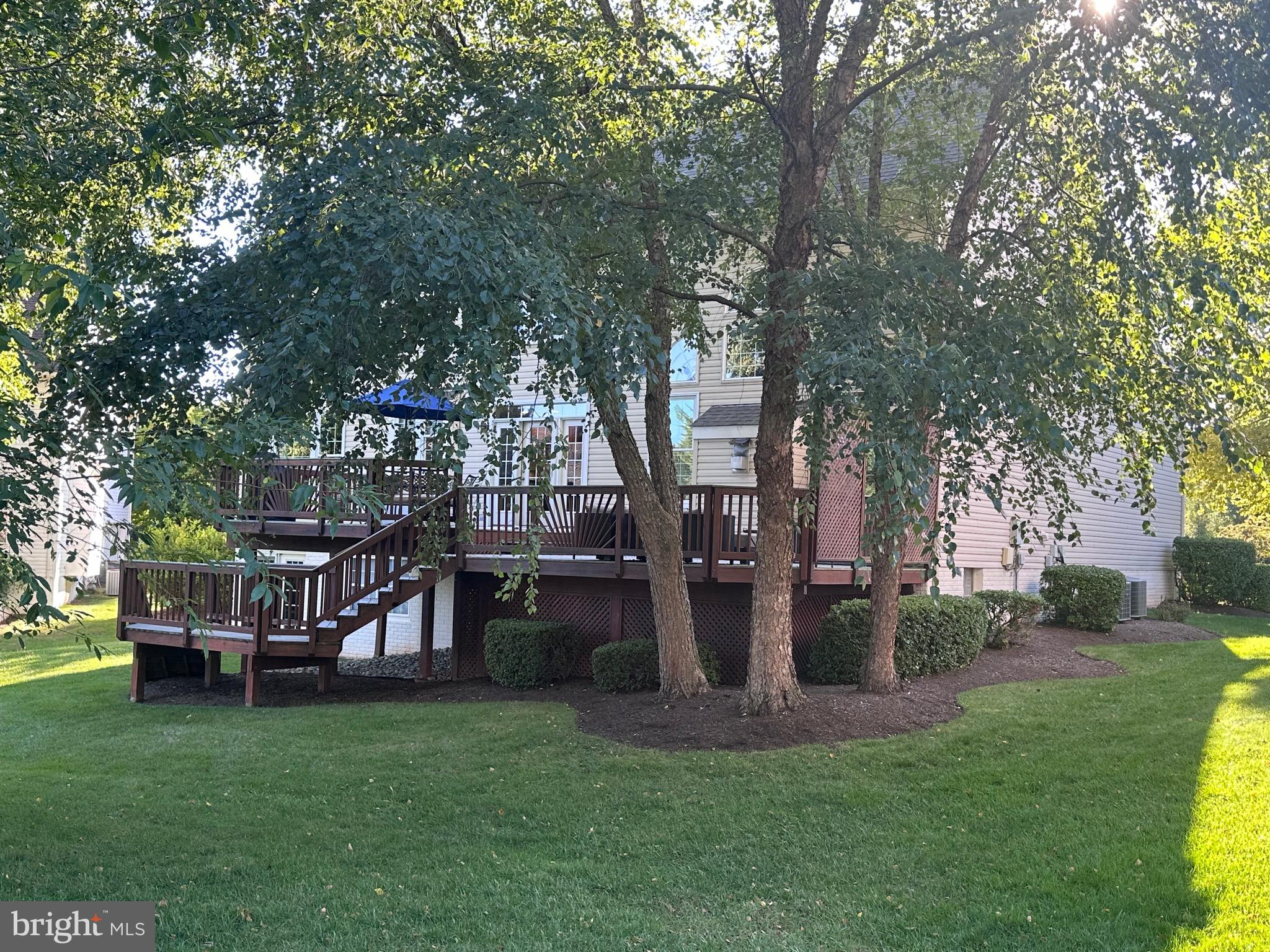 ASHBURN VILLAGE - Residential