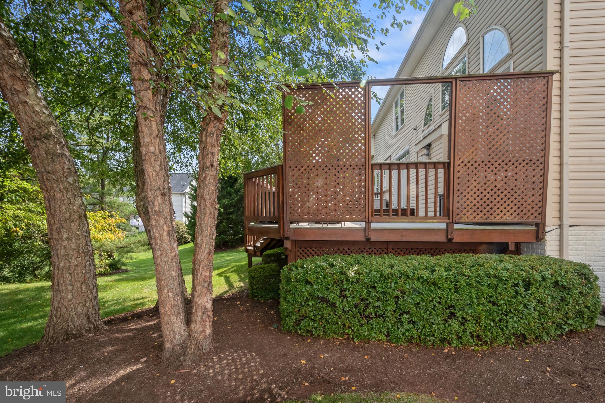 ASHBURN VILLAGE - Residential