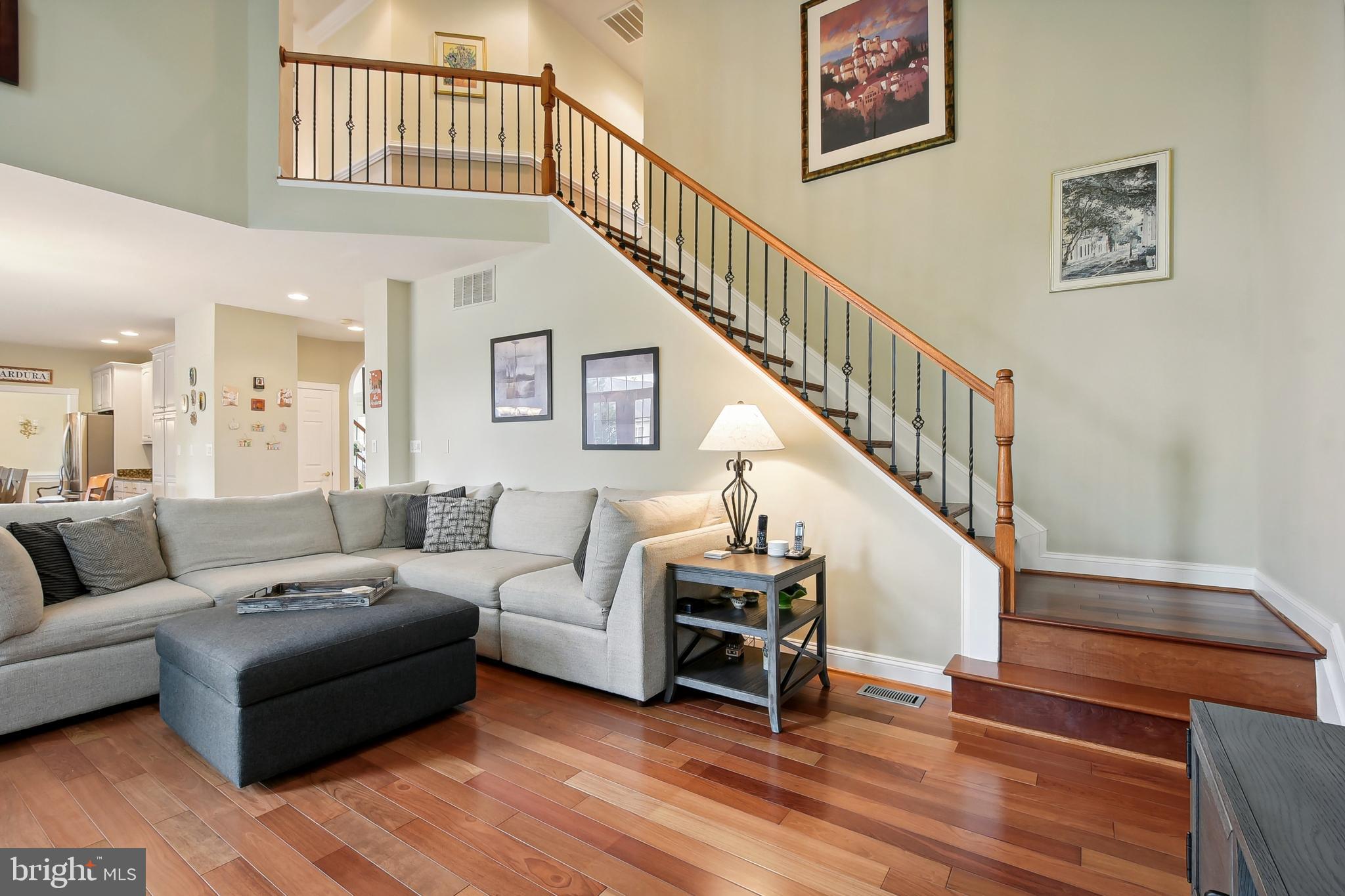 ASHBURN VILLAGE - Residential