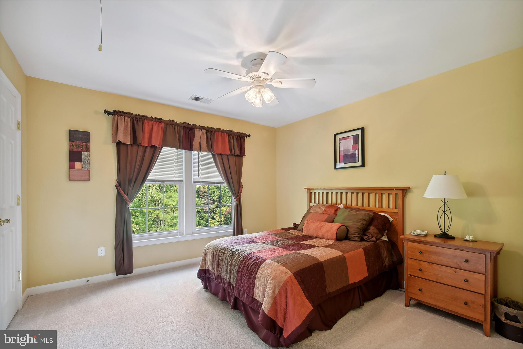 ASHBURN VILLAGE - Residential