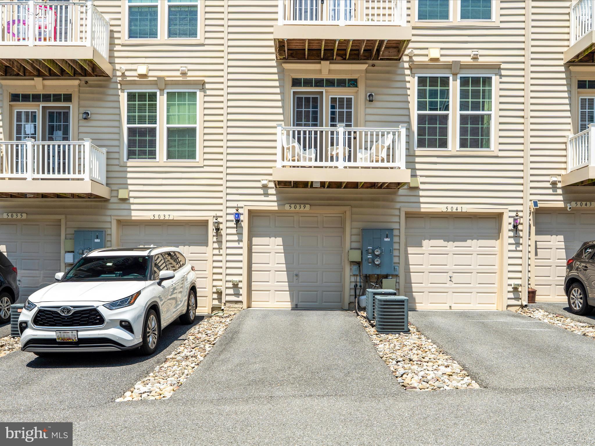 LINTON AT BALLENGER - Residential