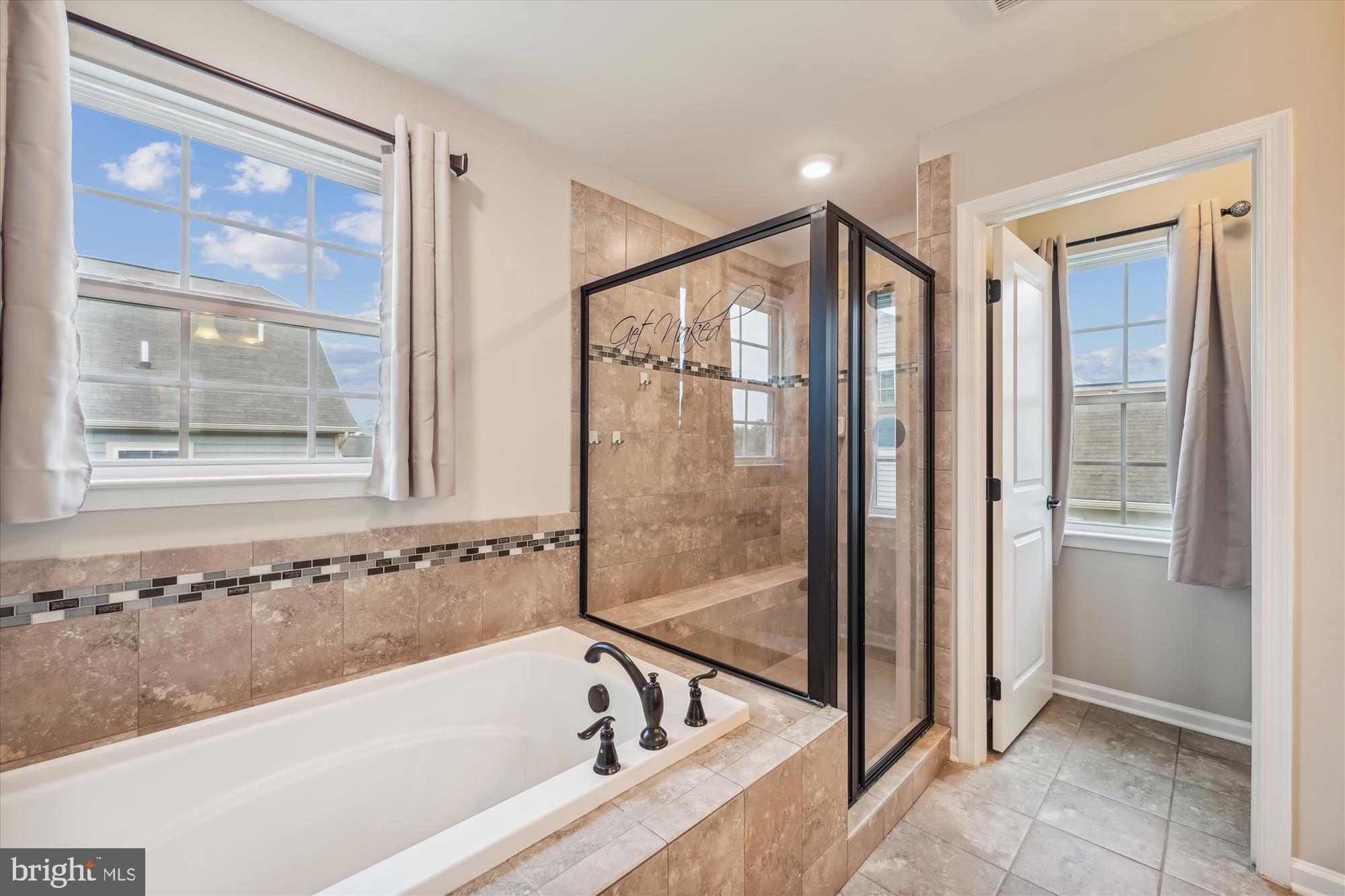 SCOTLAND HEIGHTS - Residential