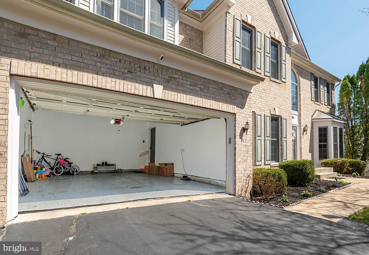 8305 GOVERNOR KENT TERRACE