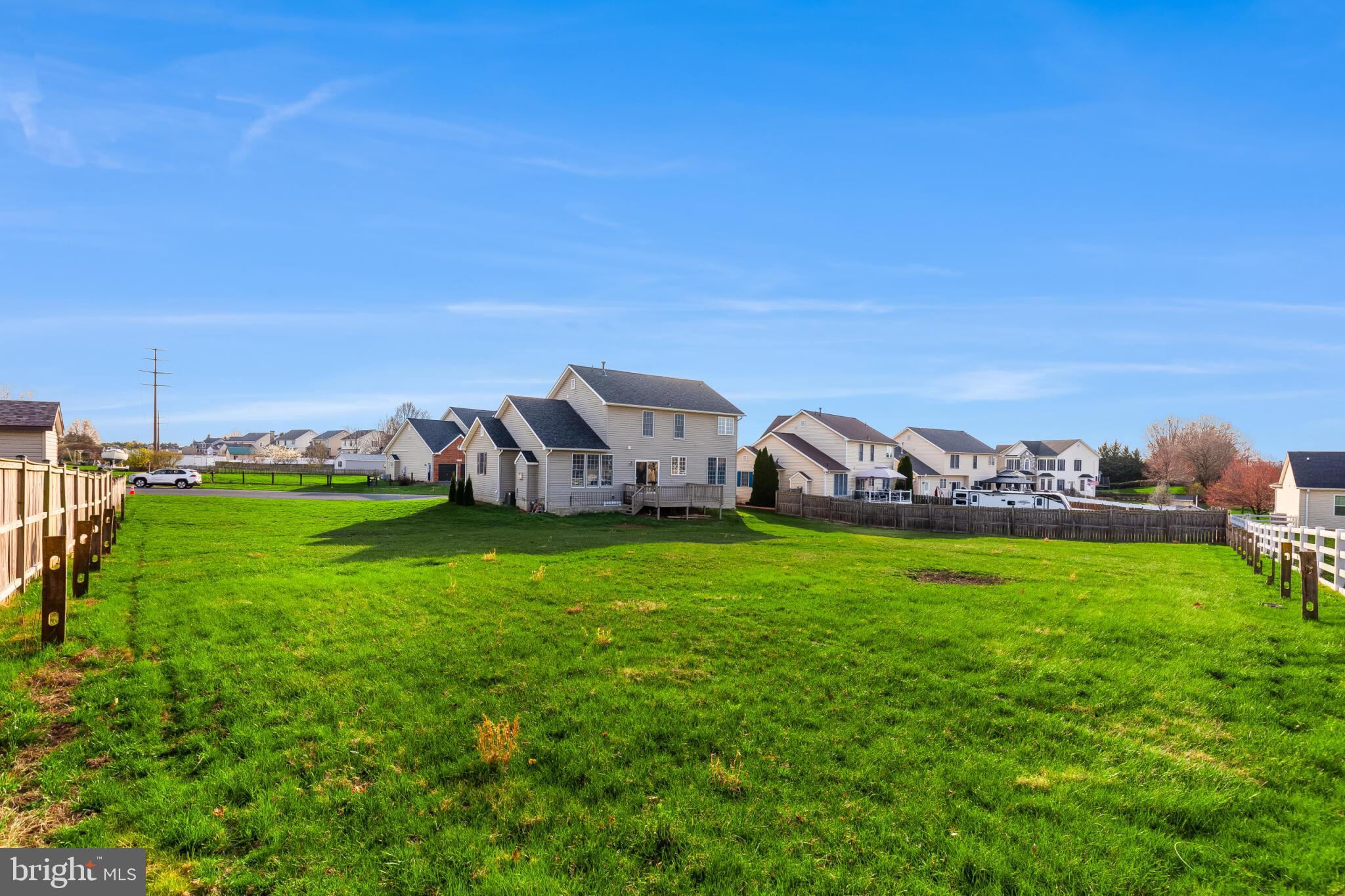 VILLAGE NORTH - Residential