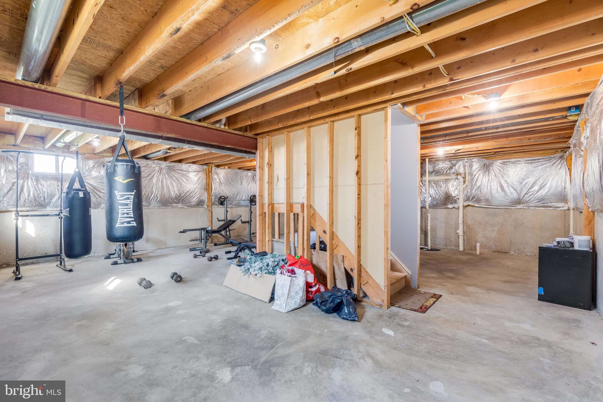 VILLAGE NORTH - Residential