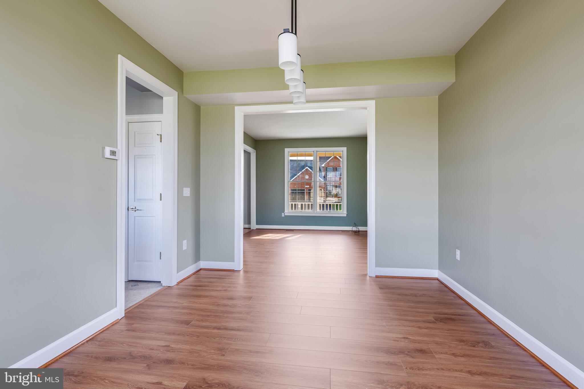 VILLAGE NORTH - Residential