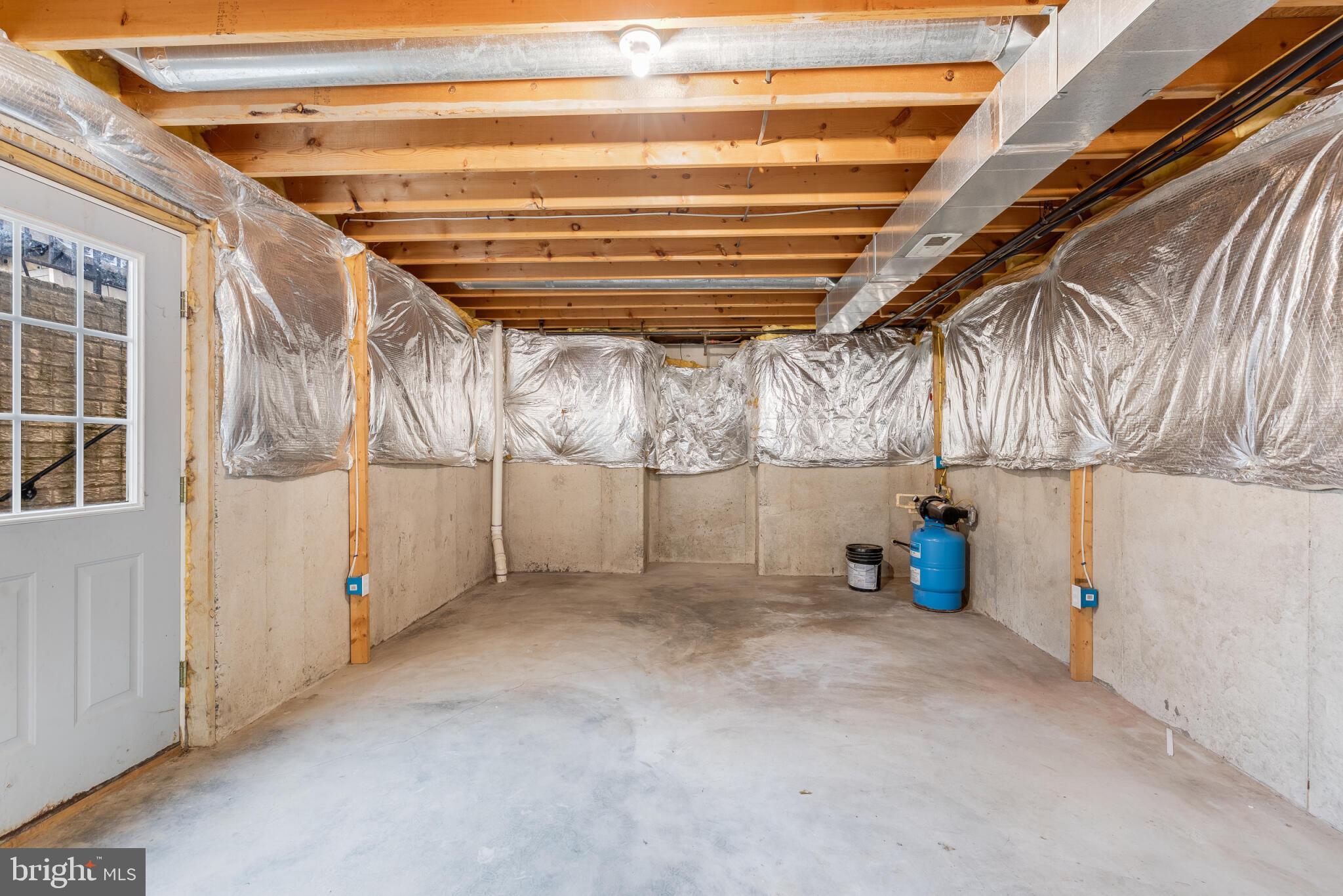 VILLAGE NORTH - Residential