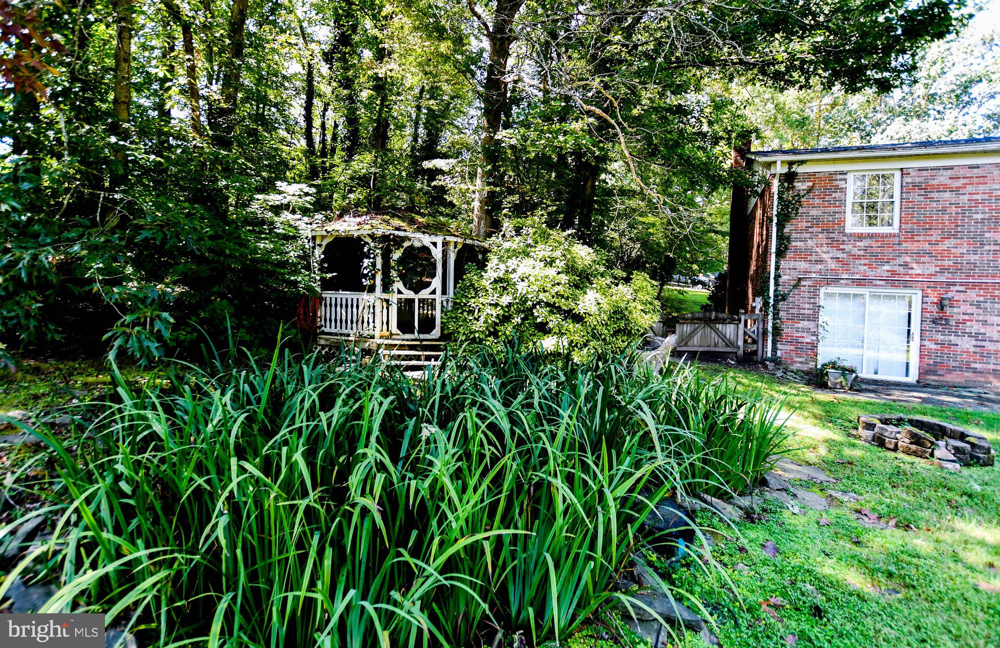 ROLLING ACRES - Residential