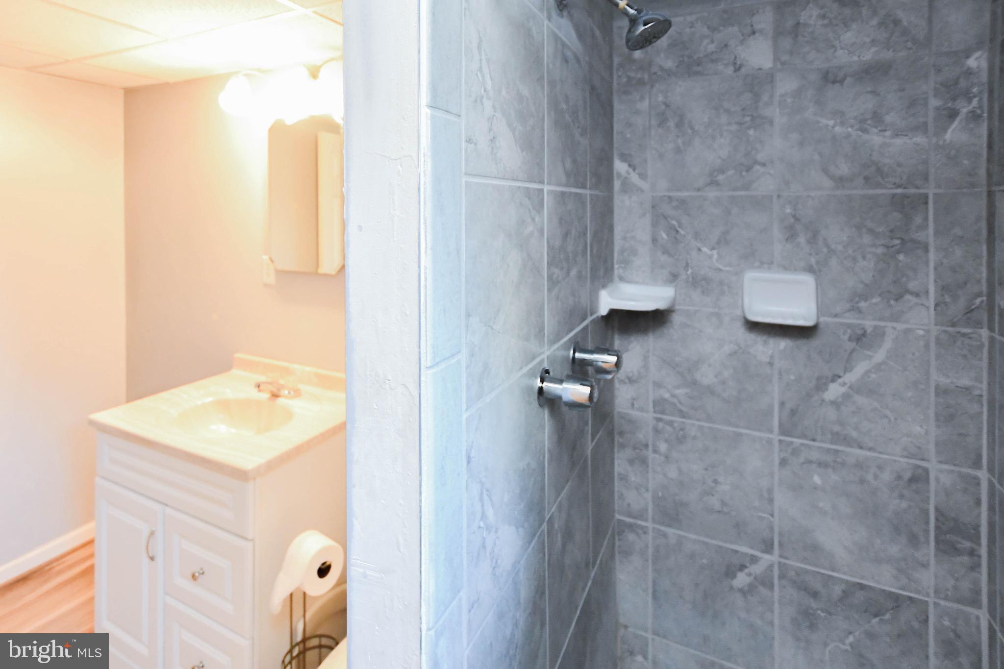 ROLLING ACRES - Residential