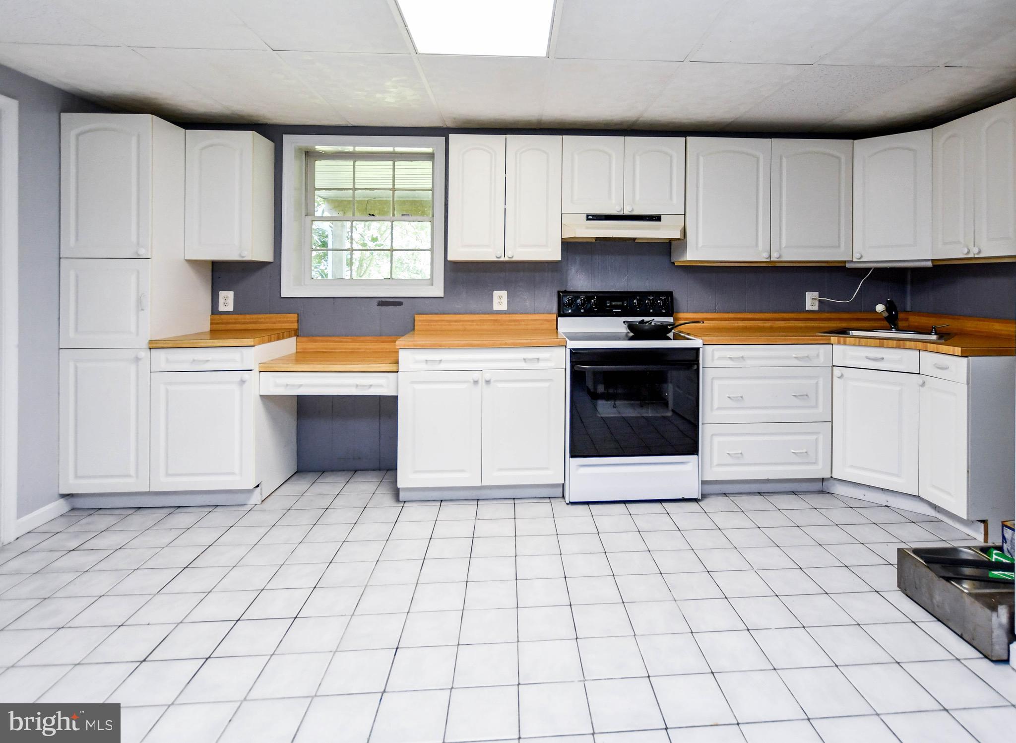 ROLLING ACRES - Residential