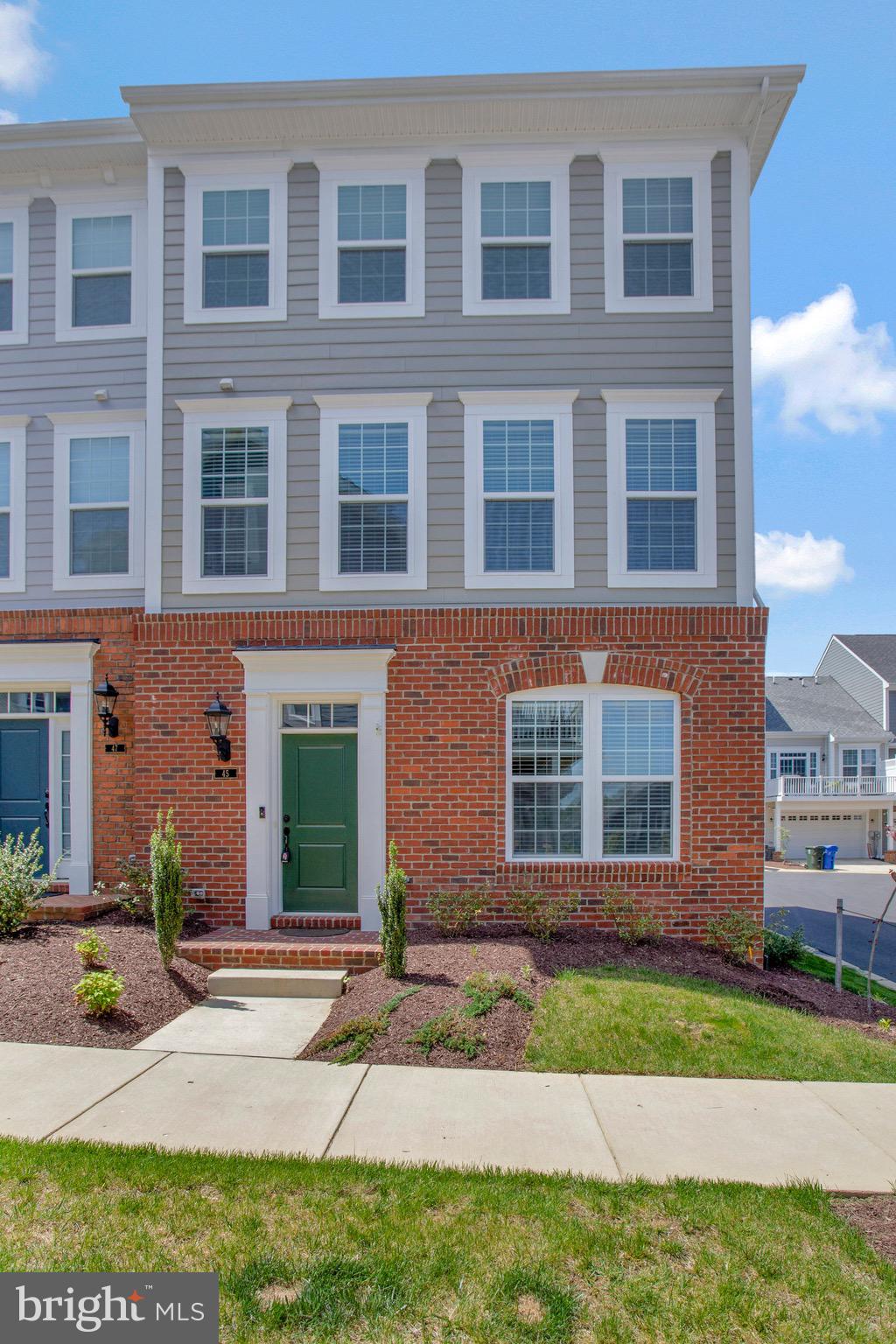 THE VILLAGES OF STEEPLECHASE - Residential