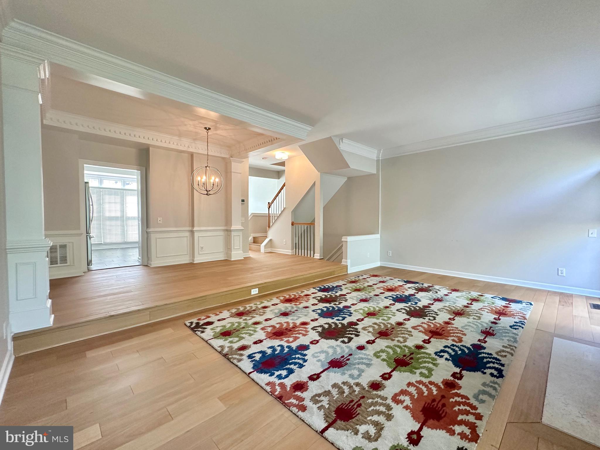 STONEGATE MEWS - Residential Lease