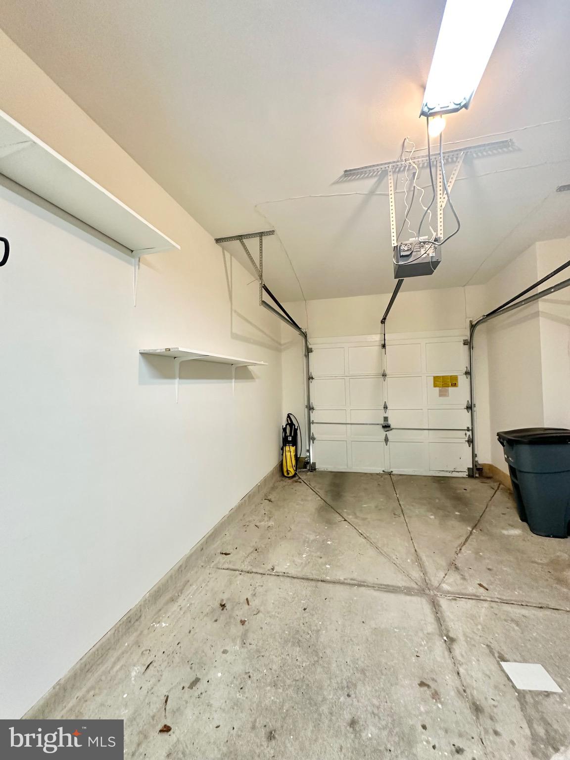 STONEGATE MEWS - Residential Lease