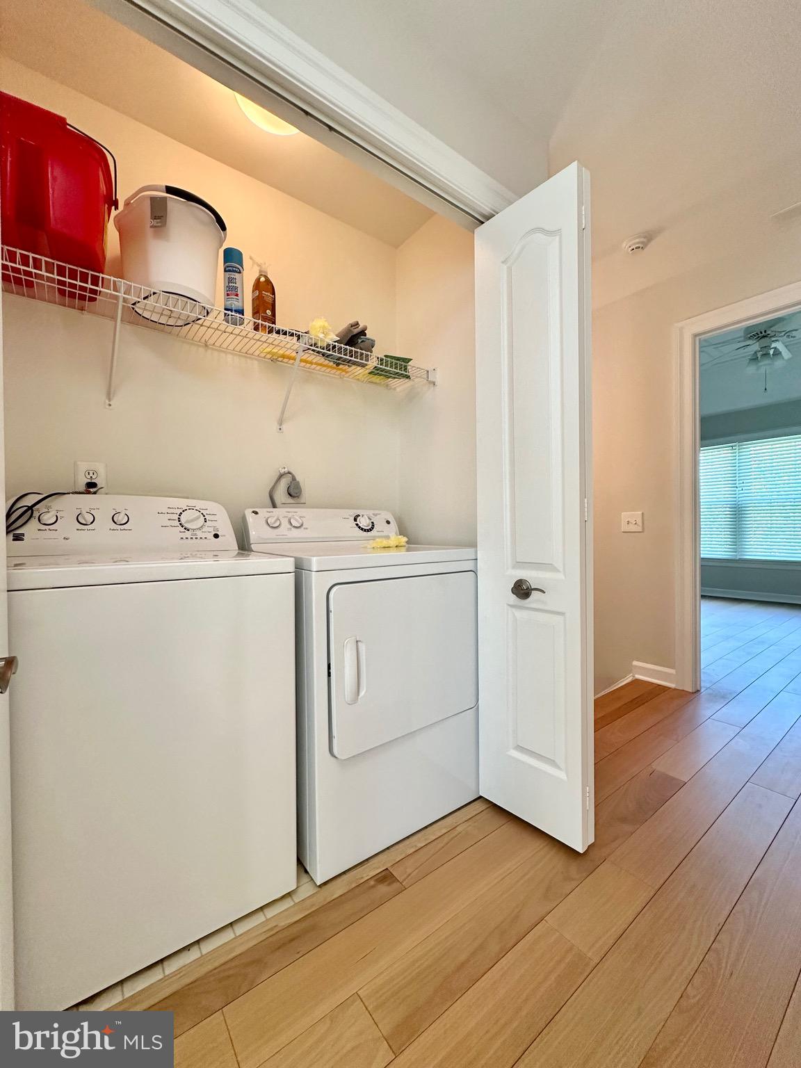 STONEGATE MEWS - Residential Lease