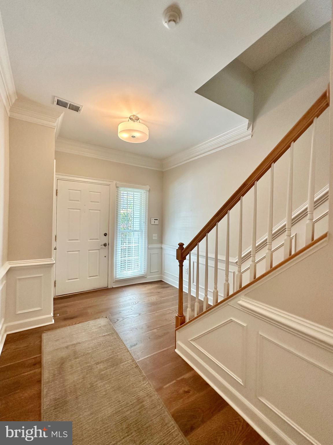 STONEGATE MEWS - Residential Lease