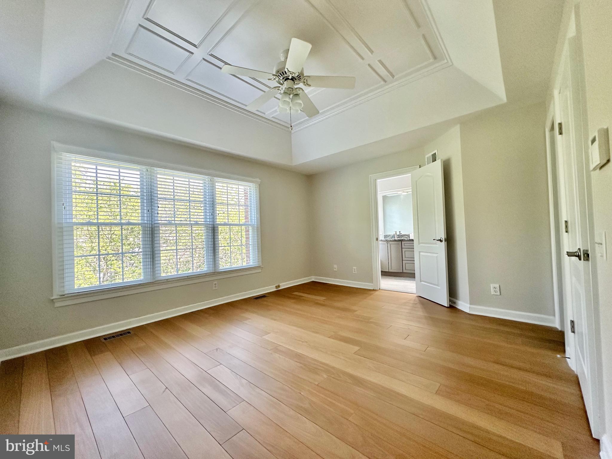 STONEGATE MEWS - Residential Lease