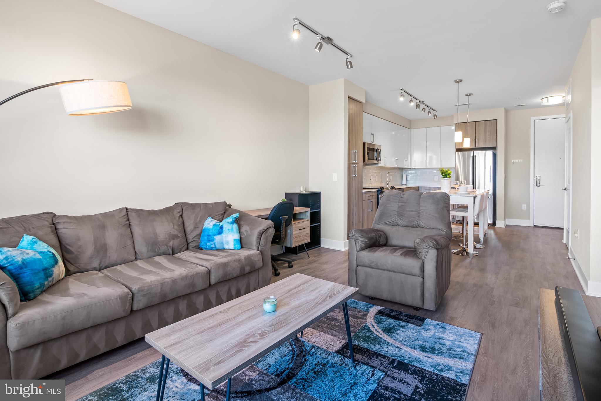 145 RIVERHAVEN DRIVE 359