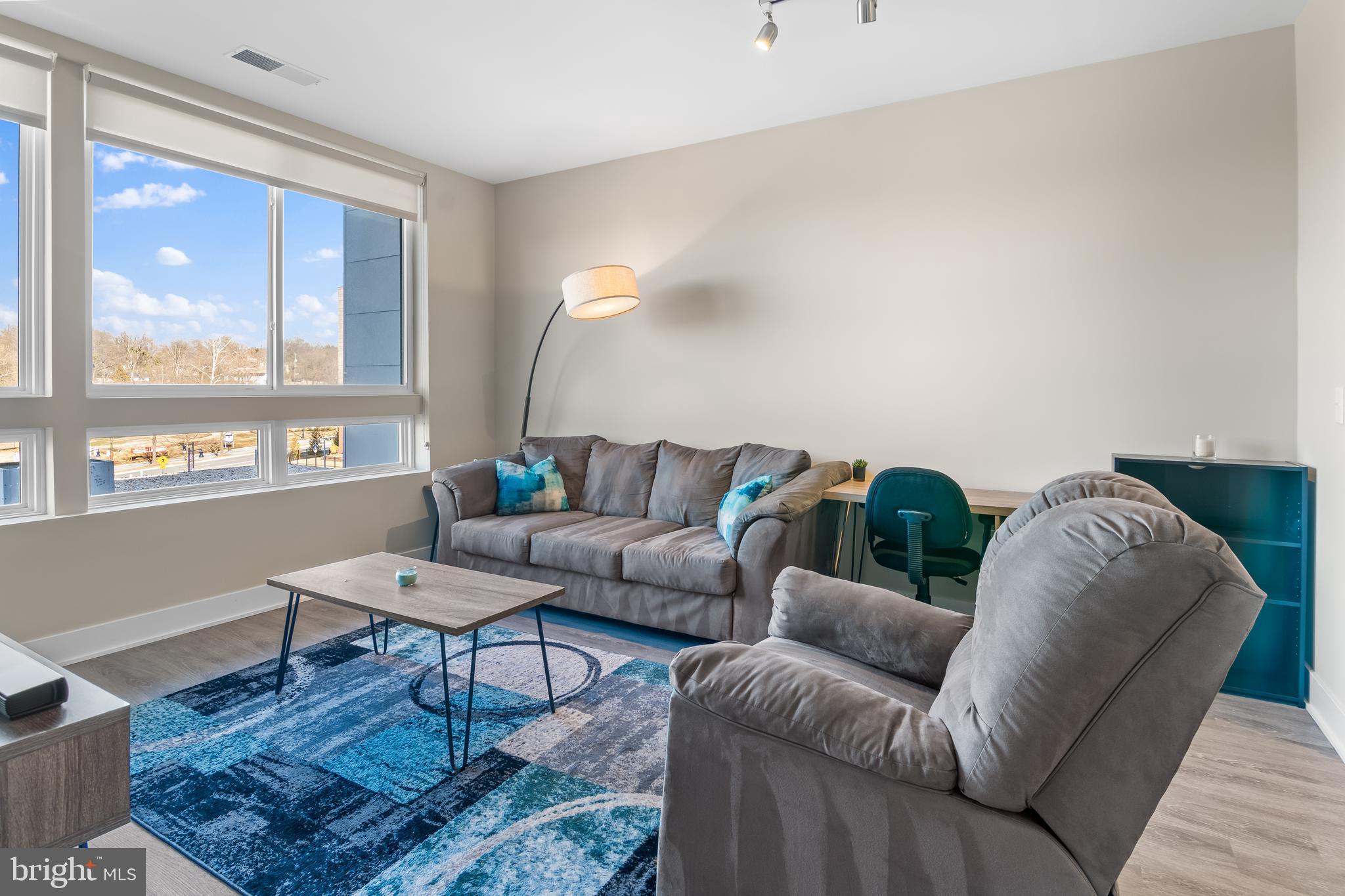 145 RIVERHAVEN DRIVE 359