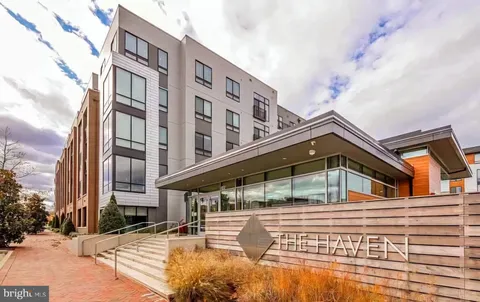 145 Riverhaven Drive Unit 359, Oxon Hill, MD MLS: MDPG2143584