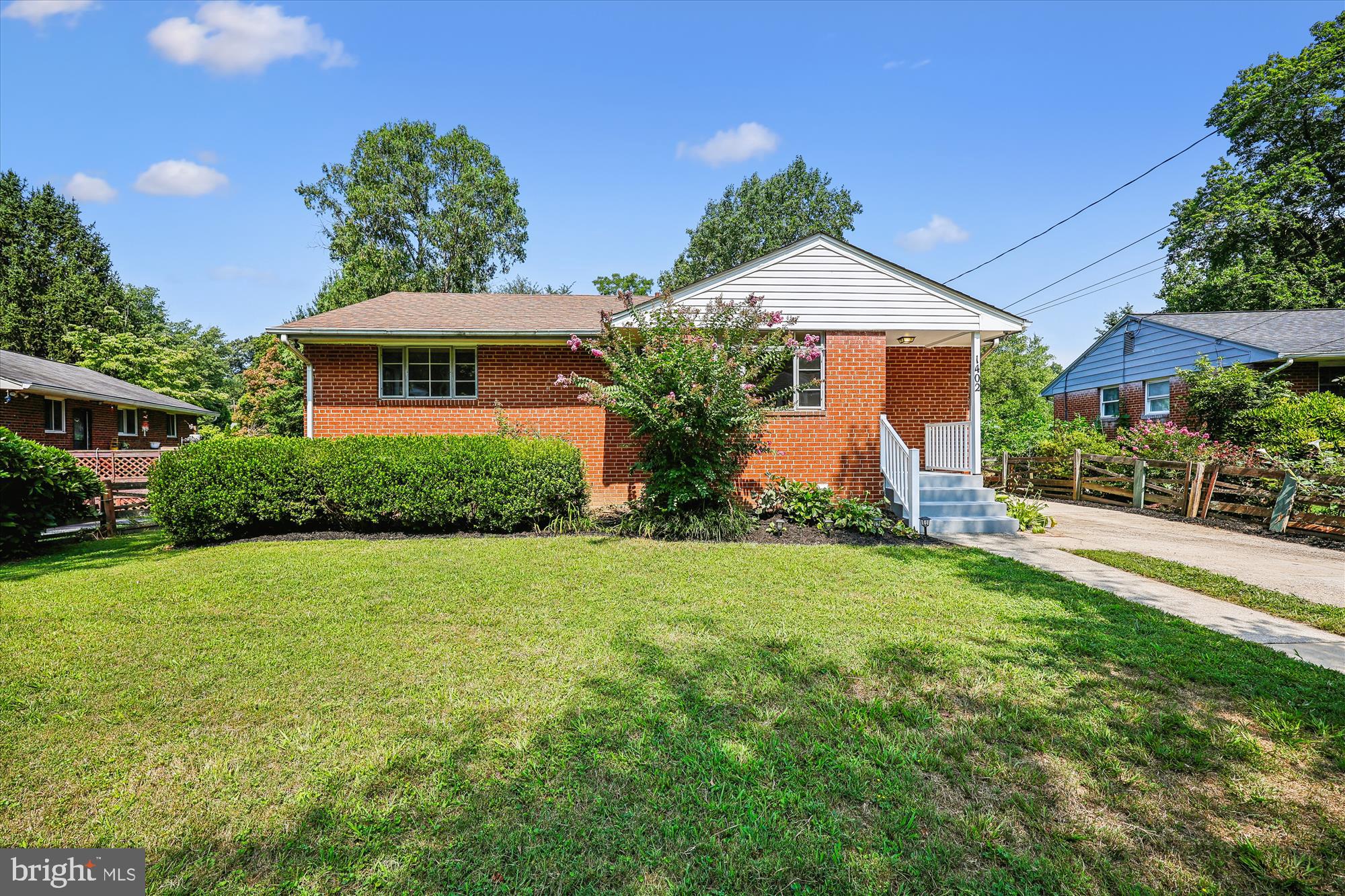 ROCKLAND - Residential