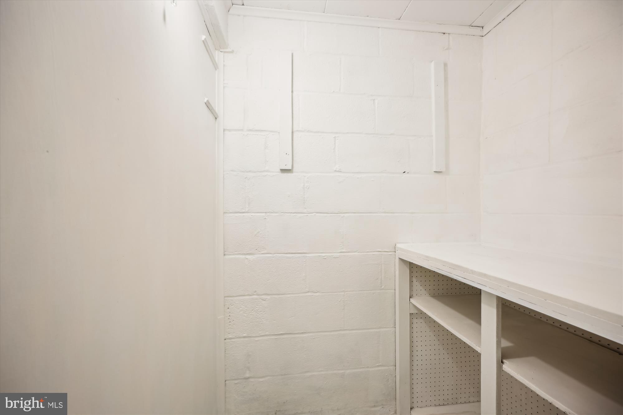 ROCKLAND - Residential