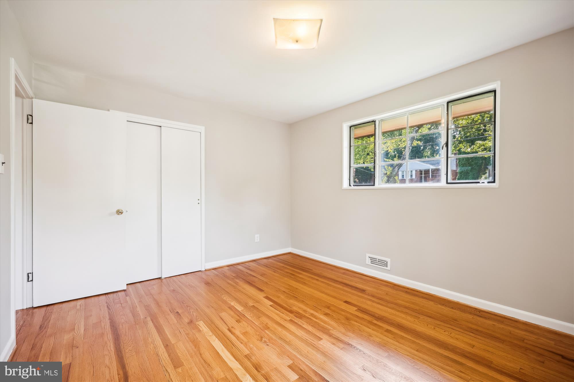 ROCKLAND - Residential