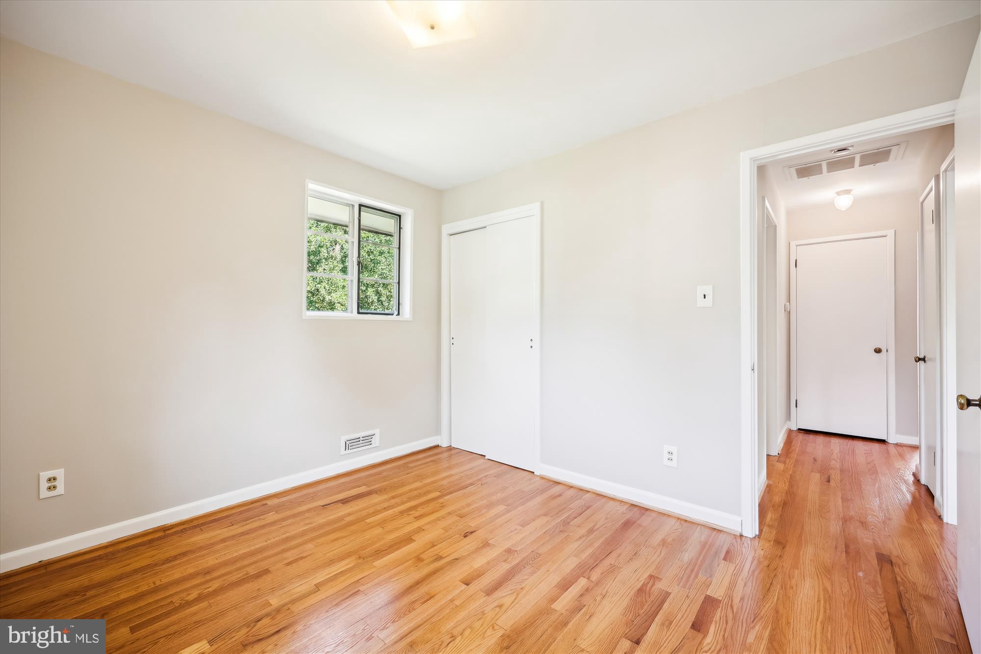 ROCKLAND - Residential