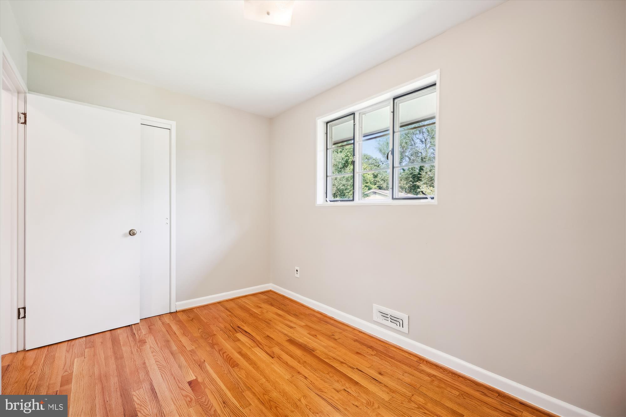 ROCKLAND - Residential