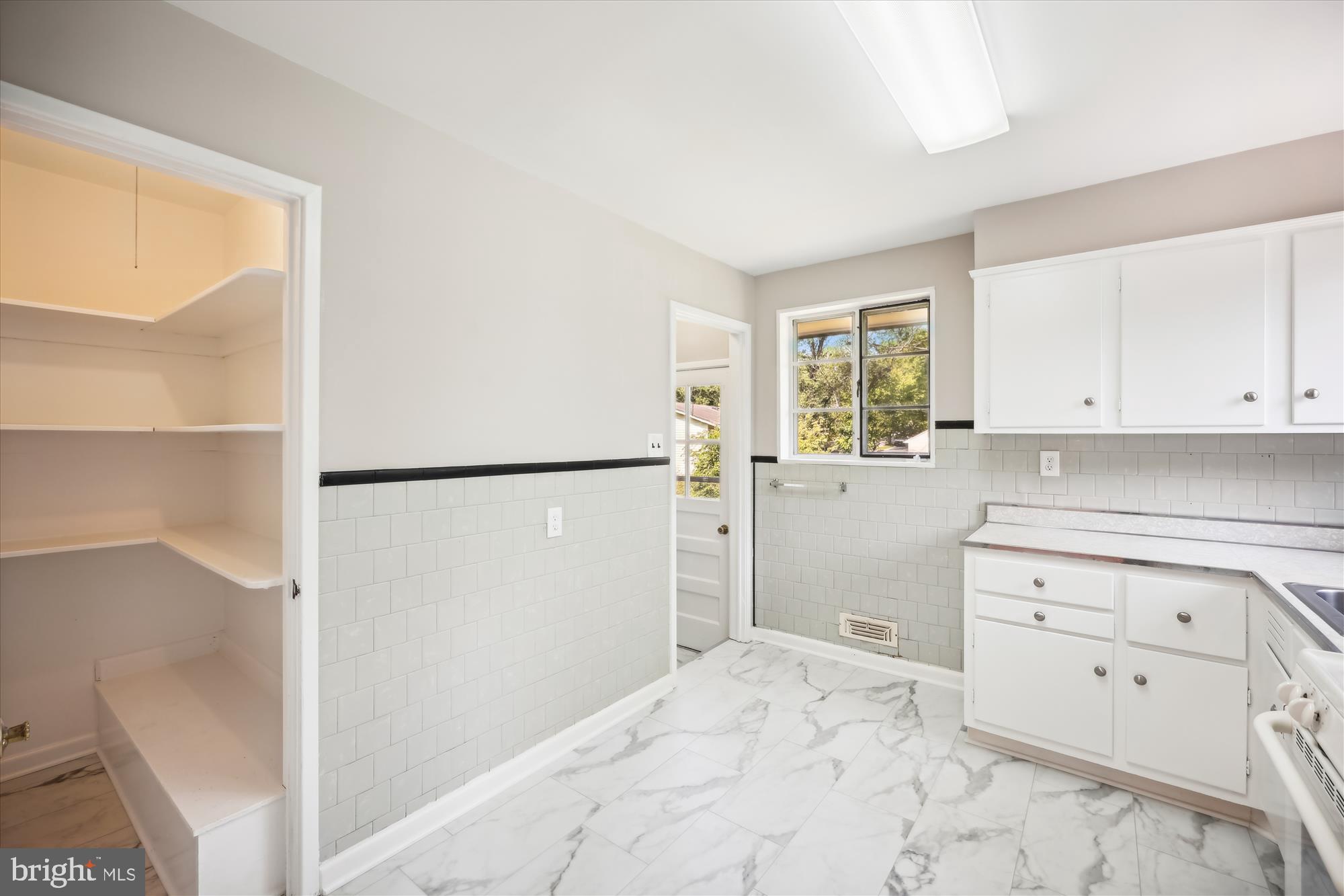 ROCKLAND - Residential