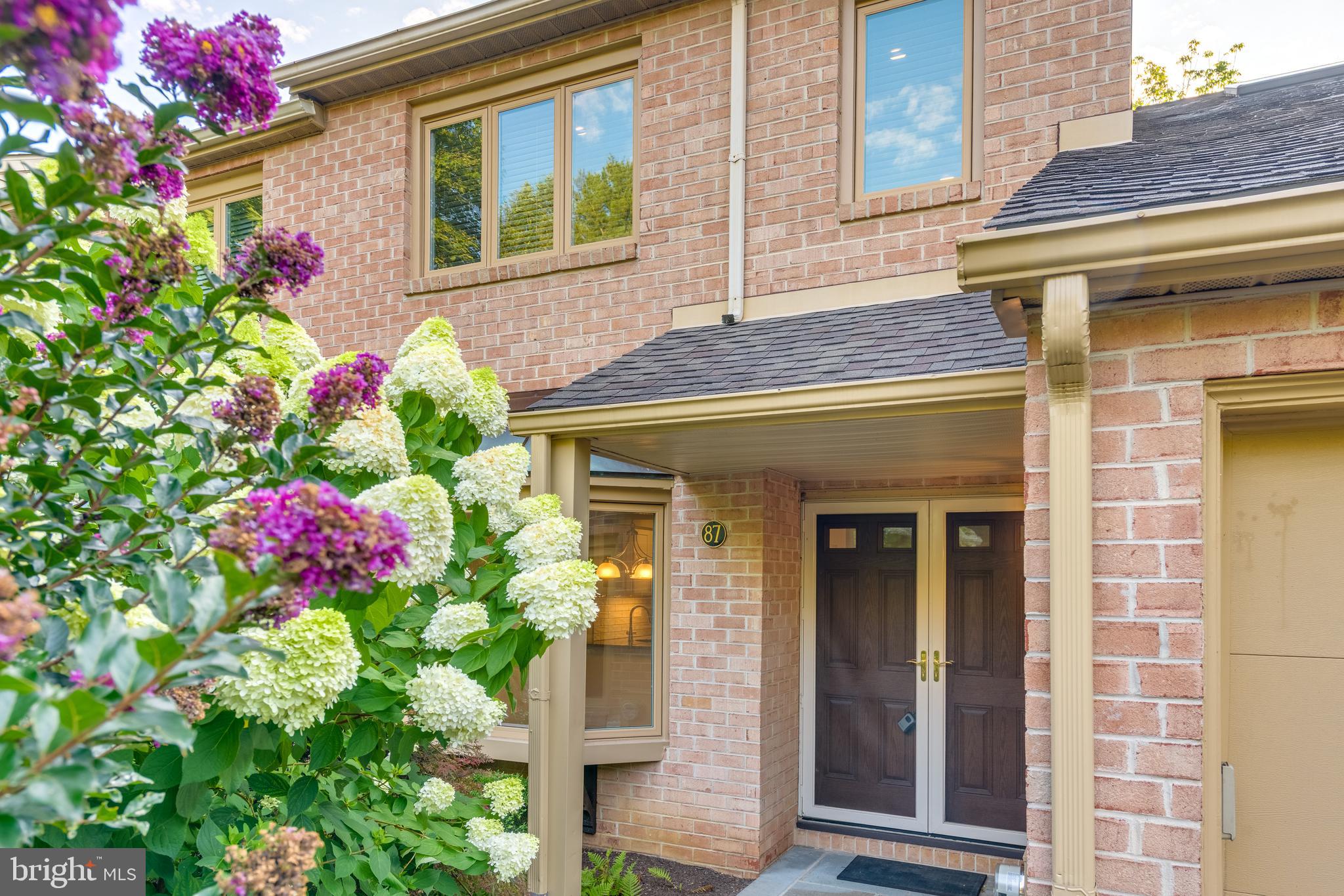 CHESTERBROOK/QUART - Residential Lease