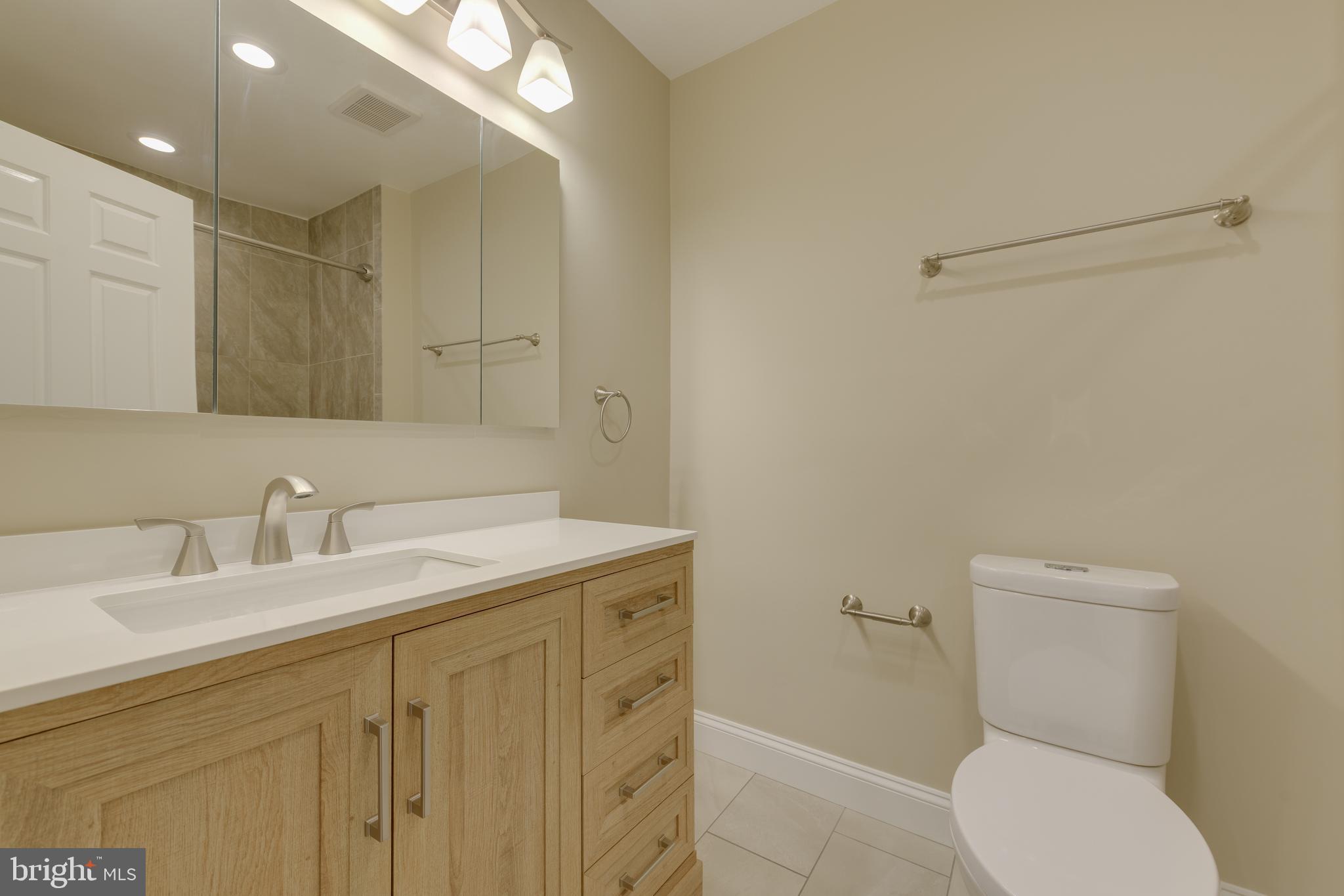 CHESTERBROOK/QUART - Residential Lease