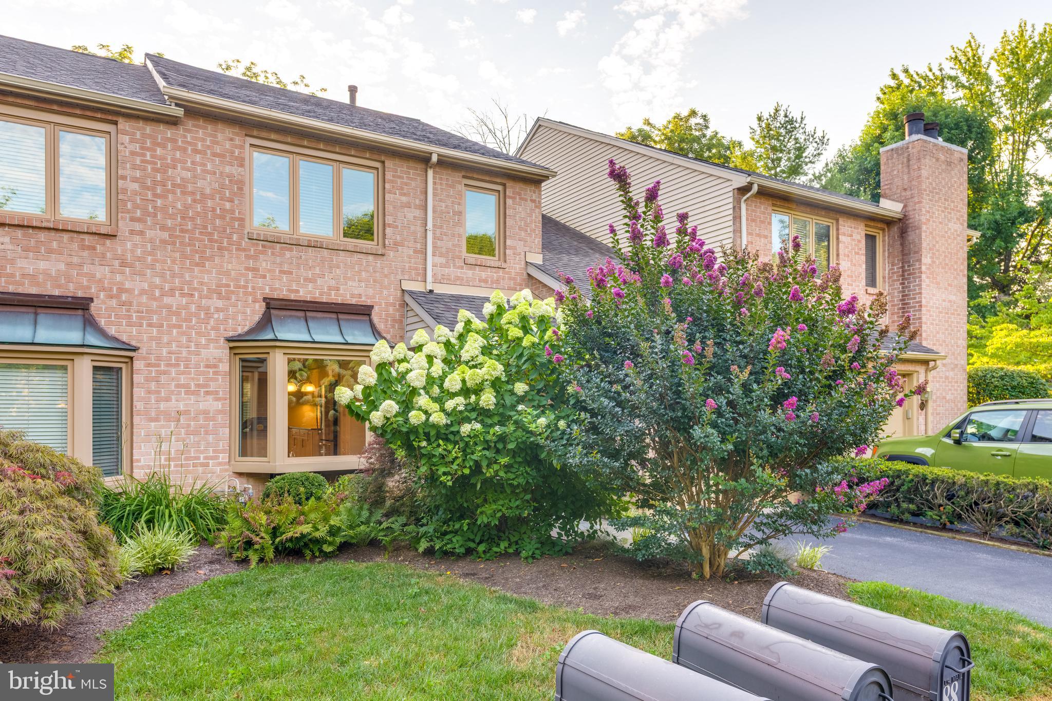 CHESTERBROOK/QUART - Residential Lease