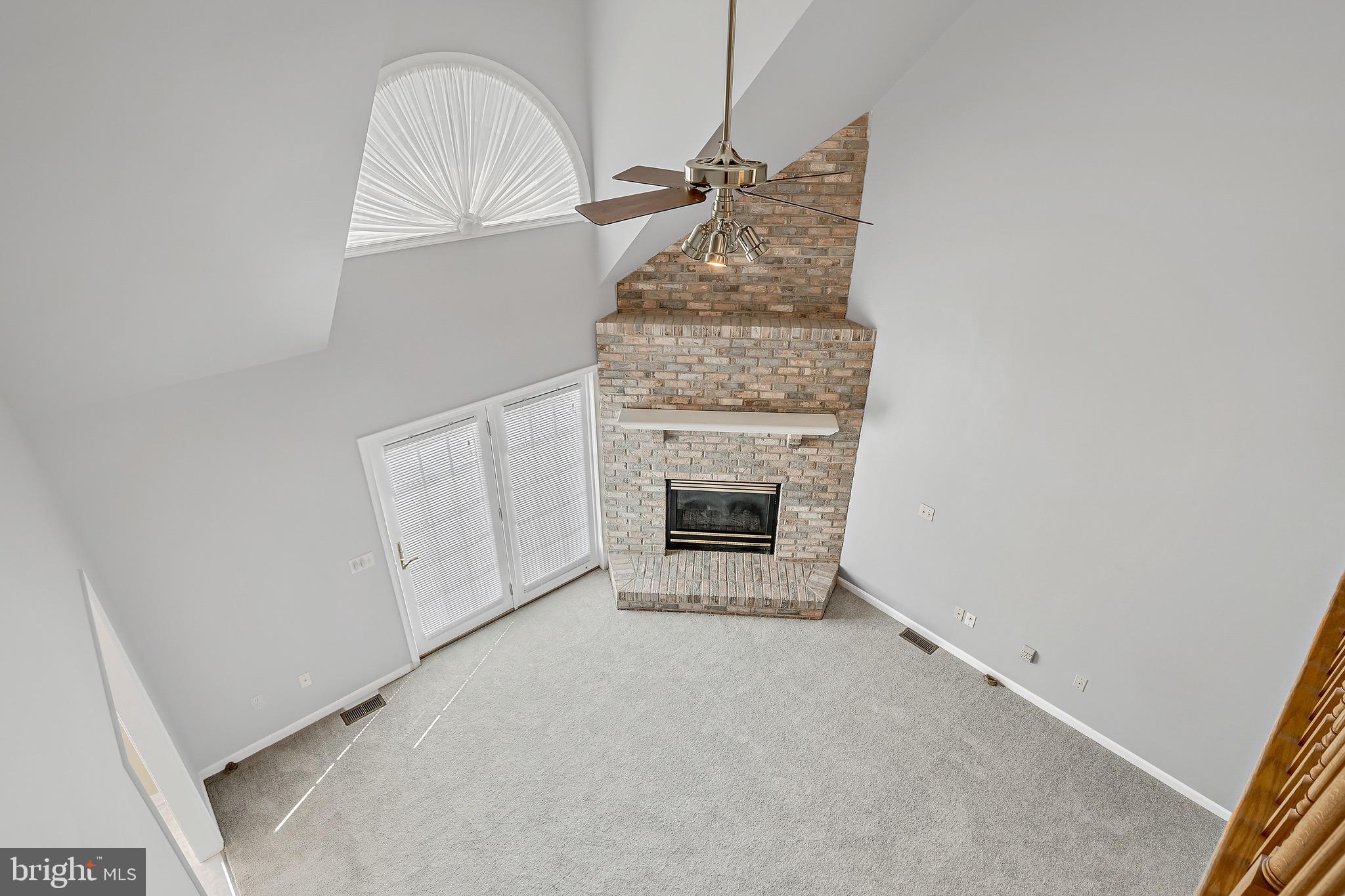 STRAWBERRY FIELDS - Residential