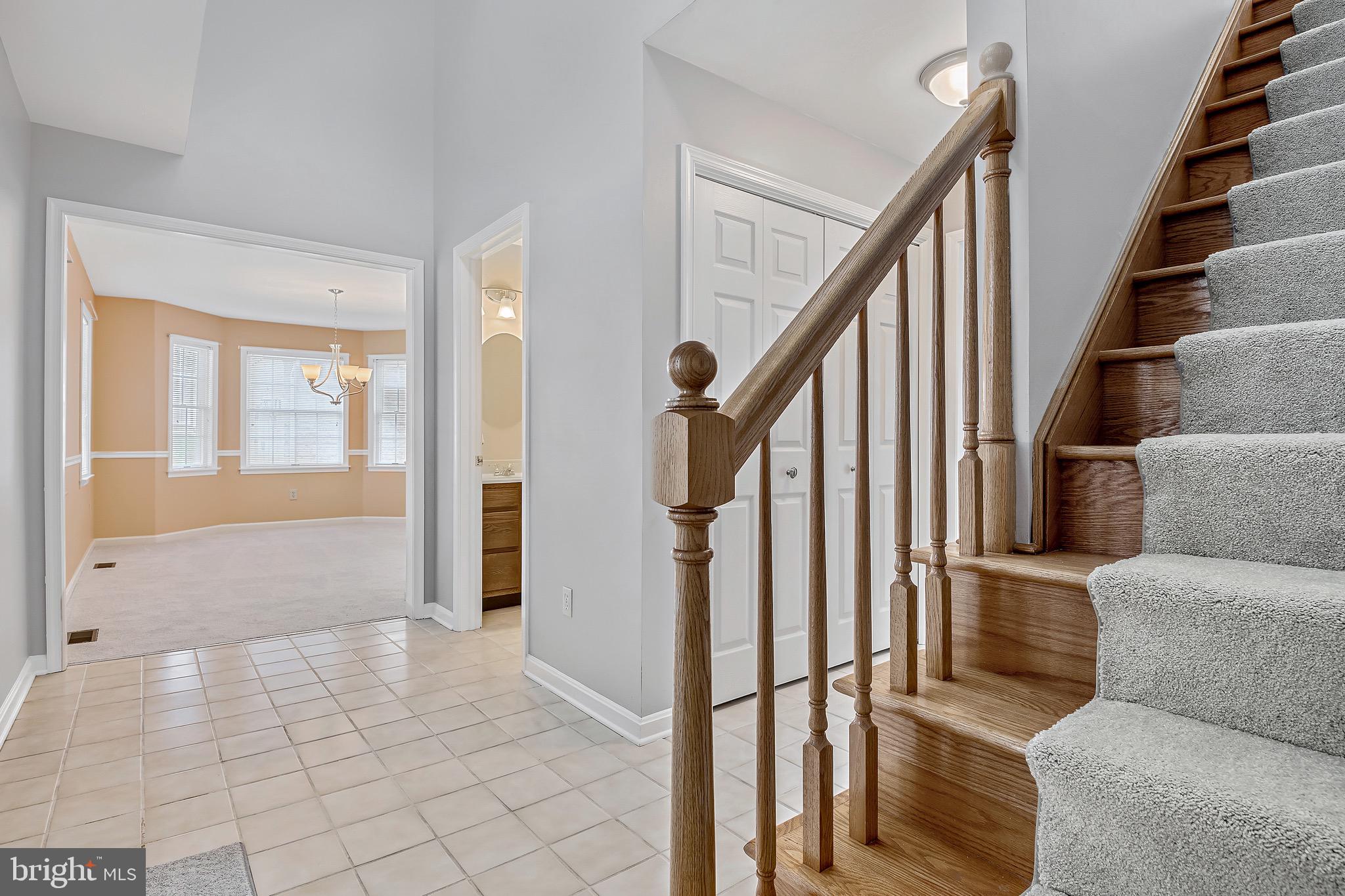 STRAWBERRY FIELDS - Residential