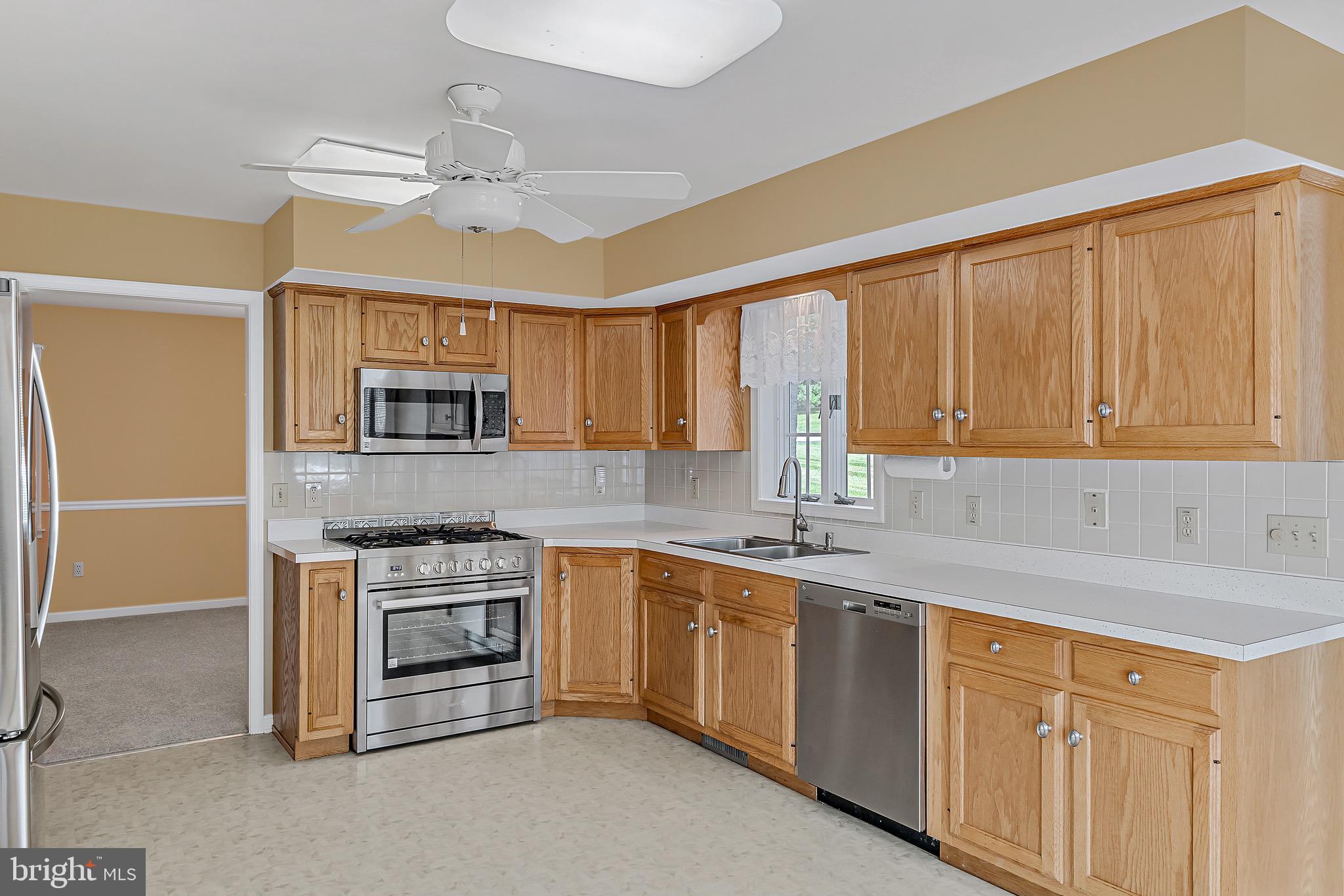 STRAWBERRY FIELDS - Residential