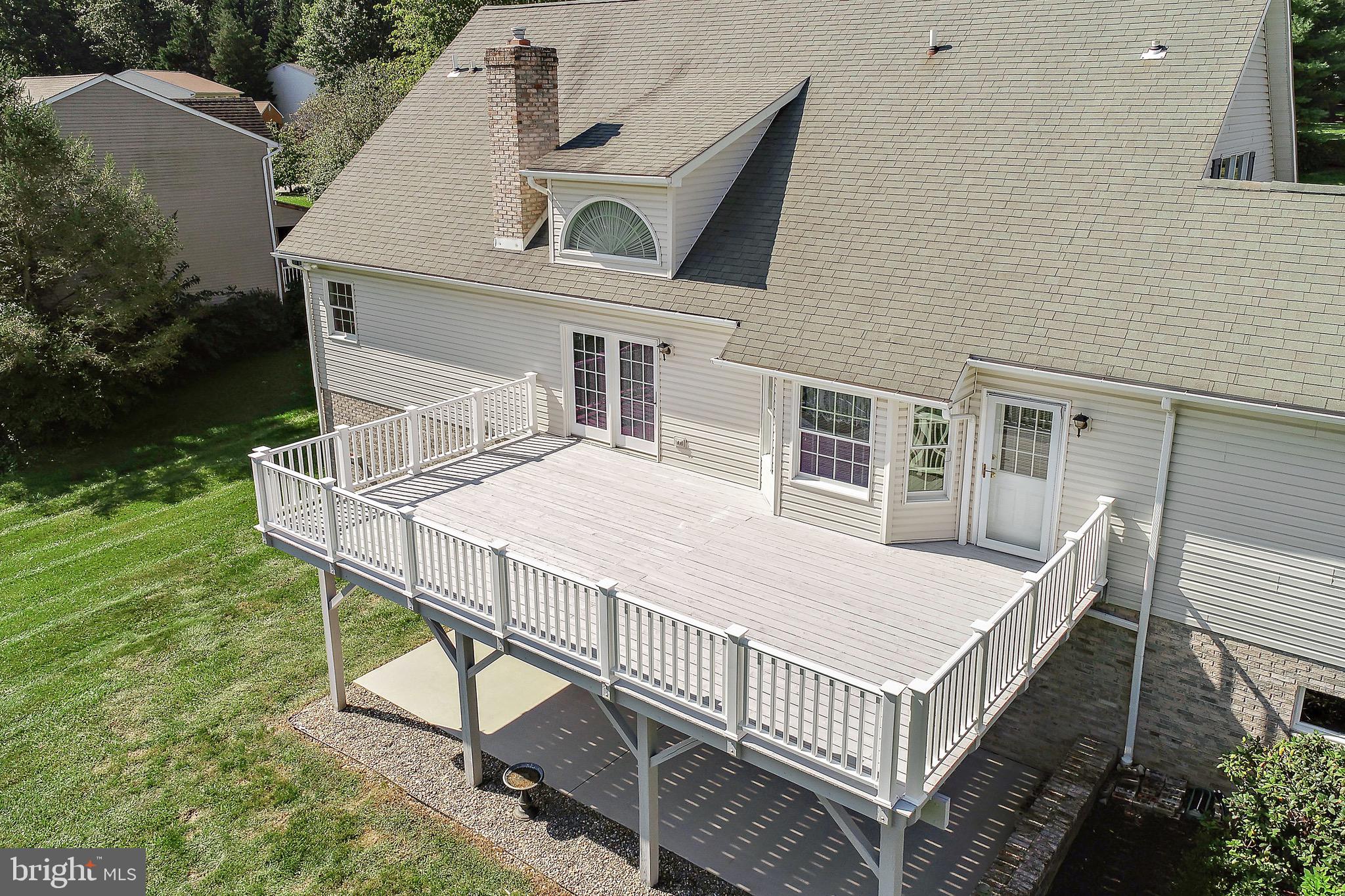 STRAWBERRY FIELDS - Residential