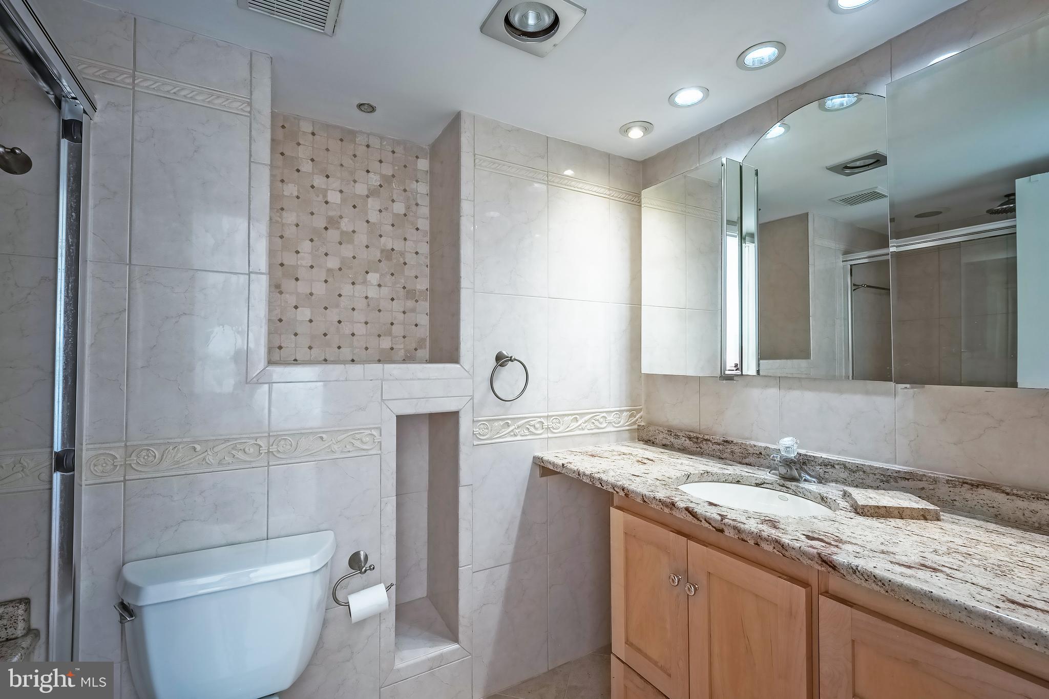 REGENCY AT MCLEAN - Residential Lease