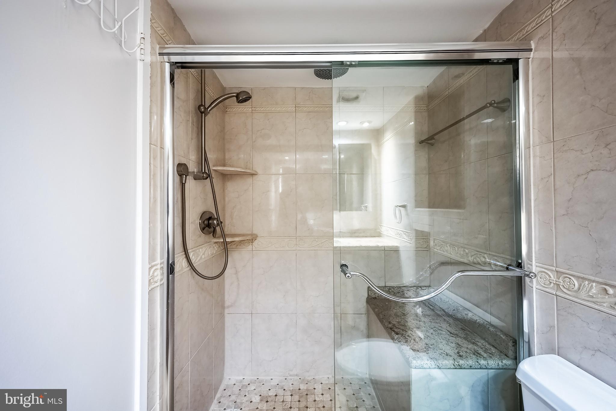 REGENCY AT MCLEAN - Residential Lease