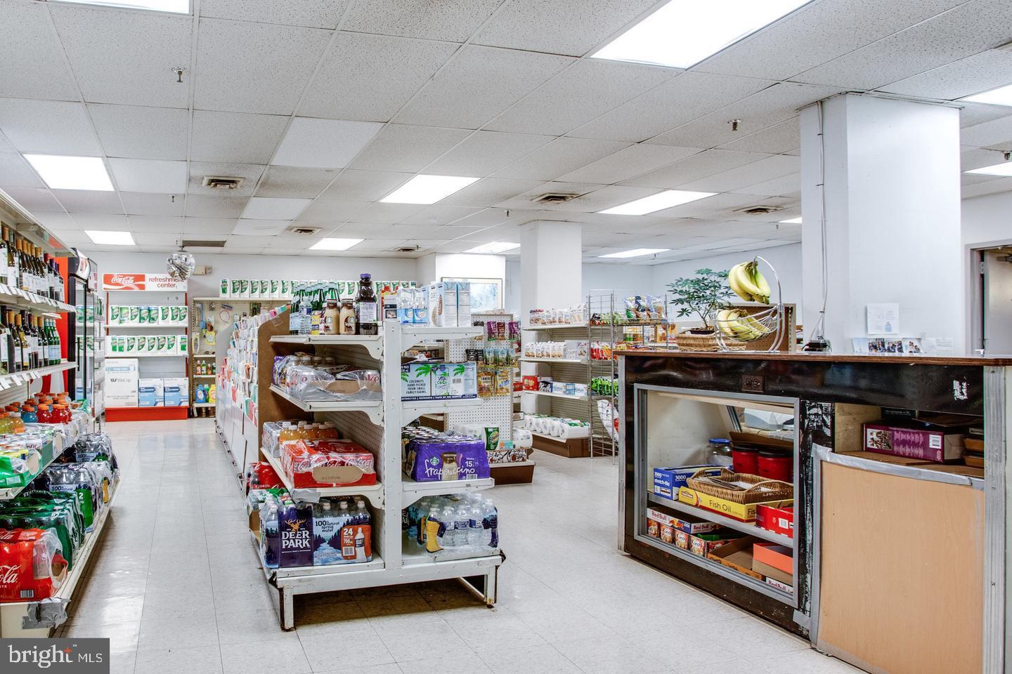 REGENCY AT MCLEAN - Residential Lease