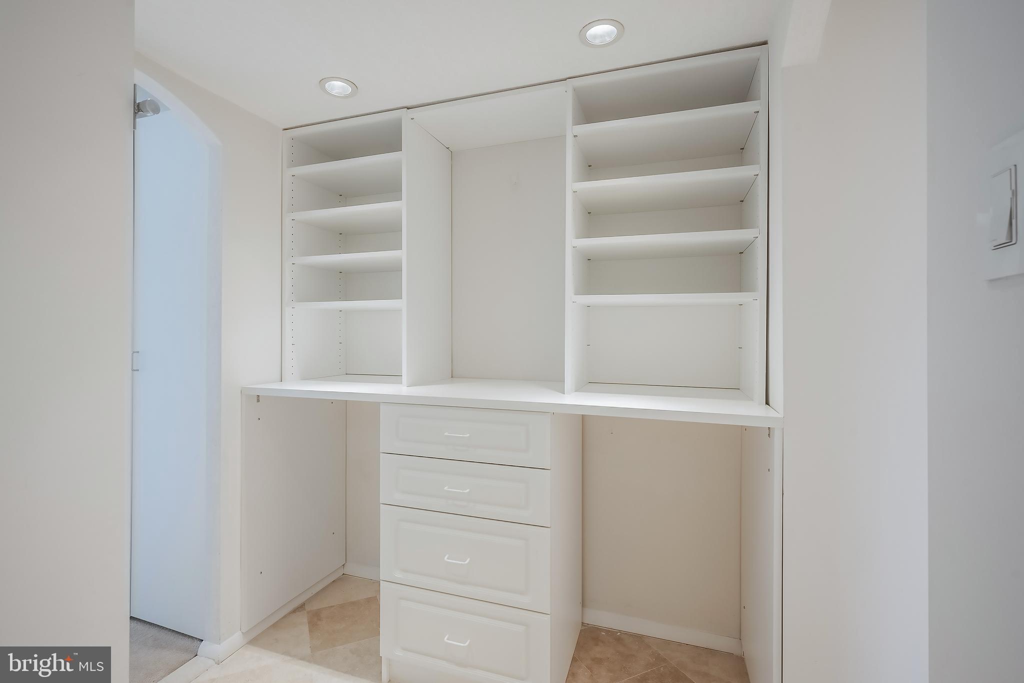 REGENCY AT MCLEAN - Residential Lease