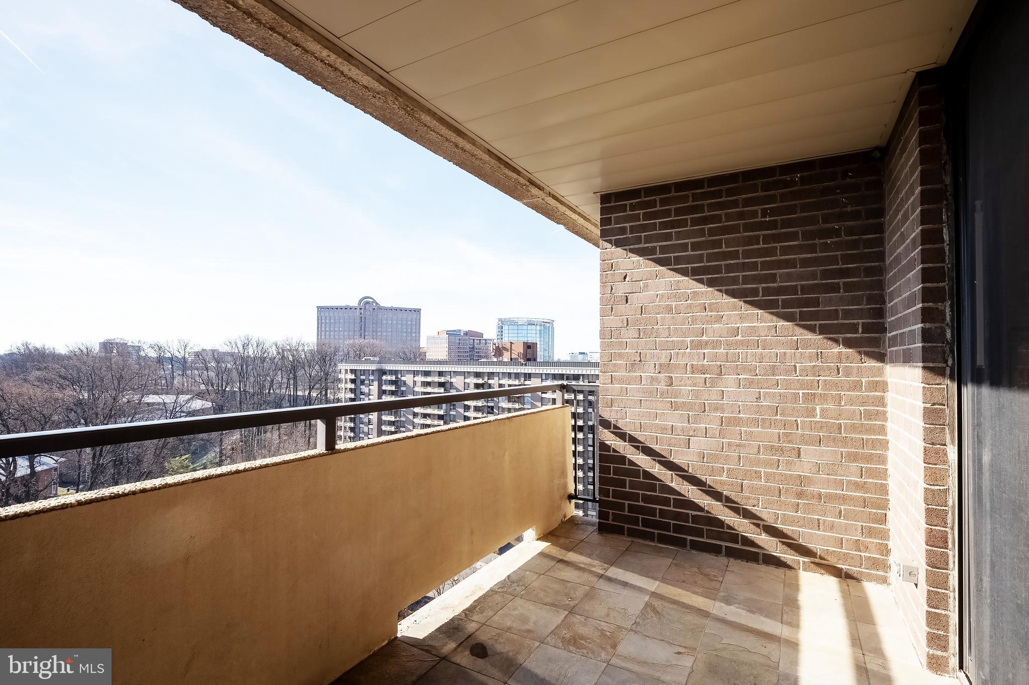 REGENCY AT MCLEAN - Residential Lease