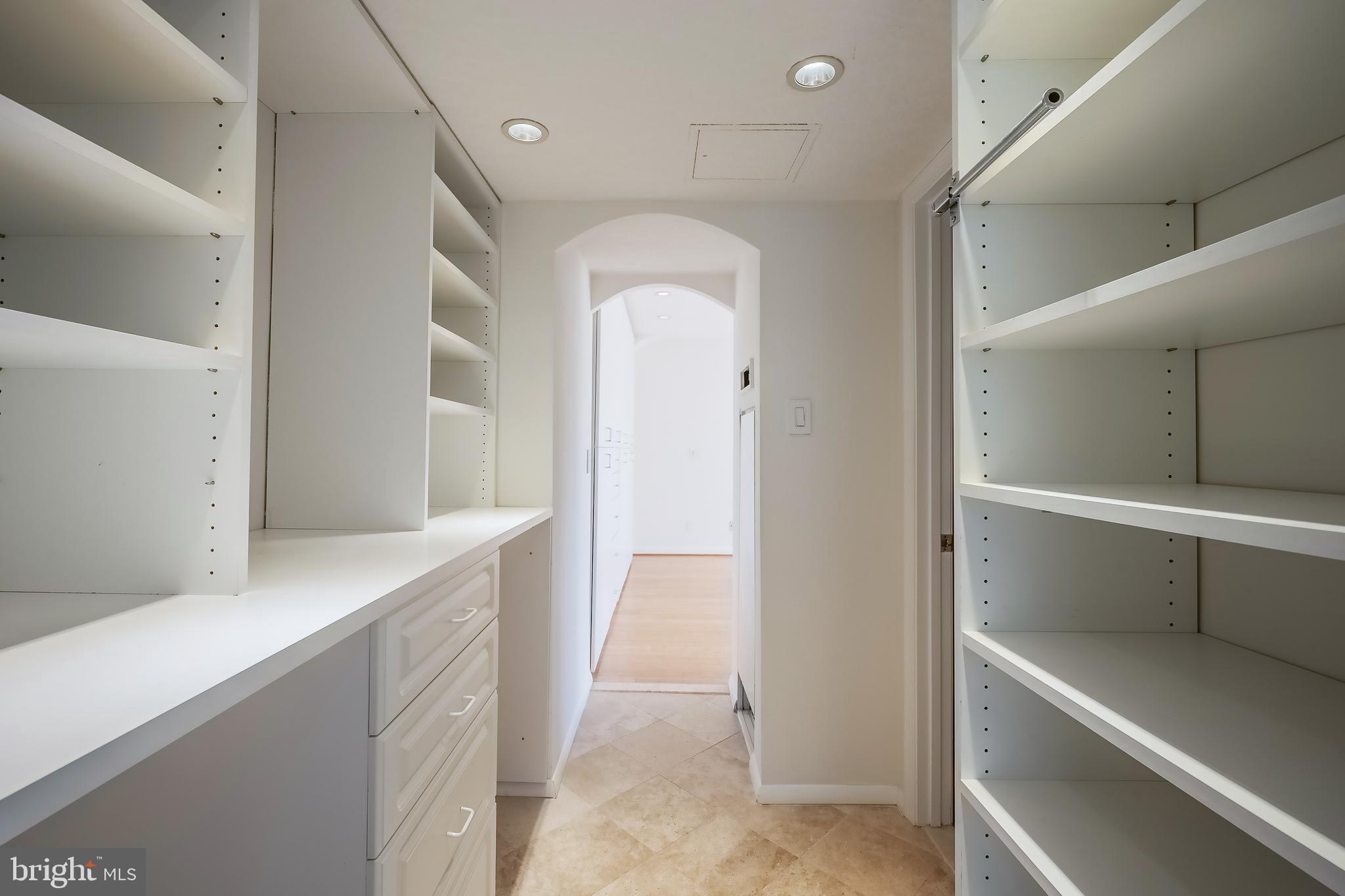 REGENCY AT MCLEAN - Residential Lease