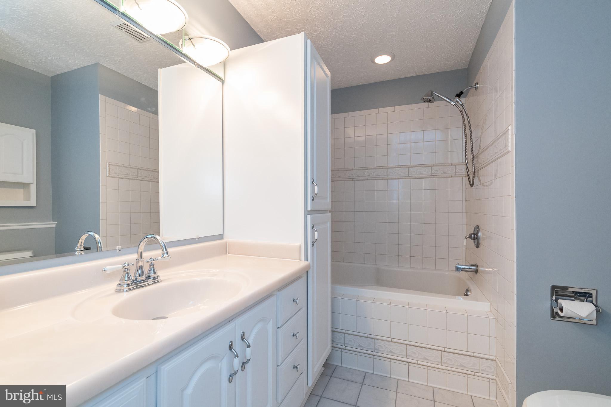 BOX HILL NORTH - Residential