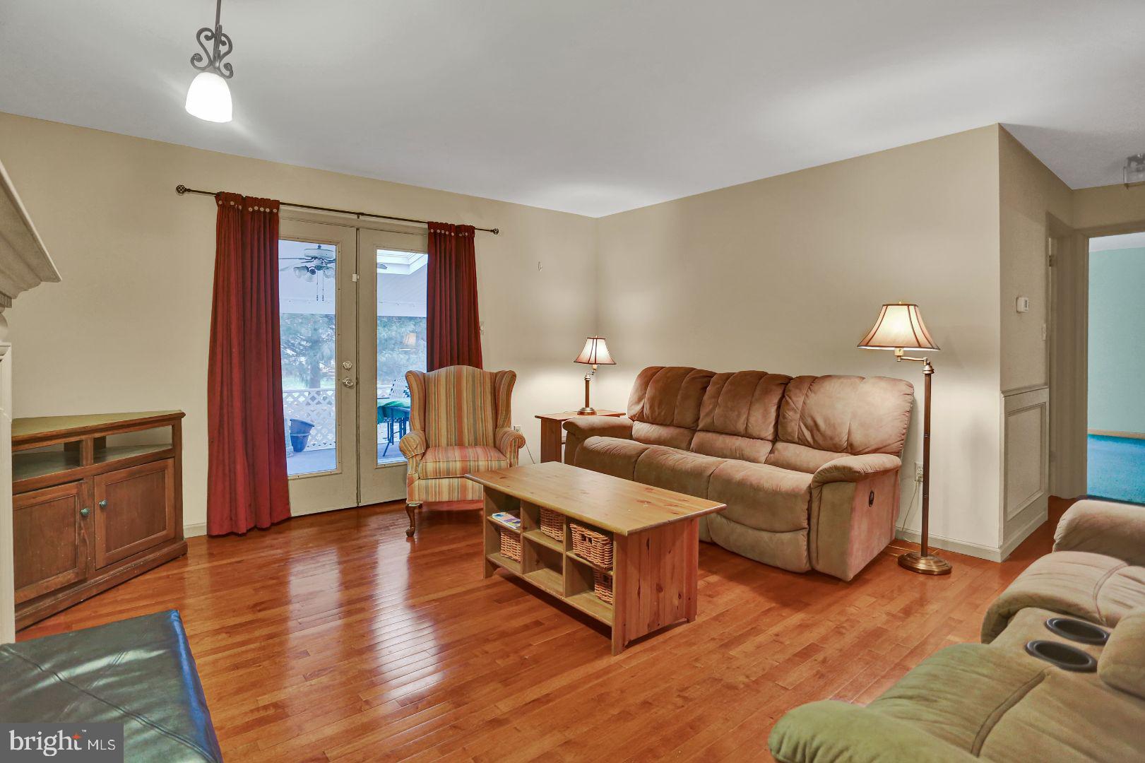 WELLINGTON DOWNES - Residential